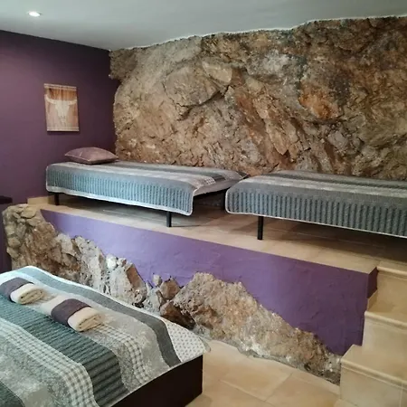 The Sunlight Bed and breakfast *