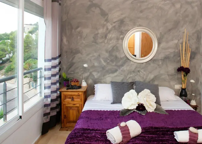 The Sunlight Bed & Breakfast 4*