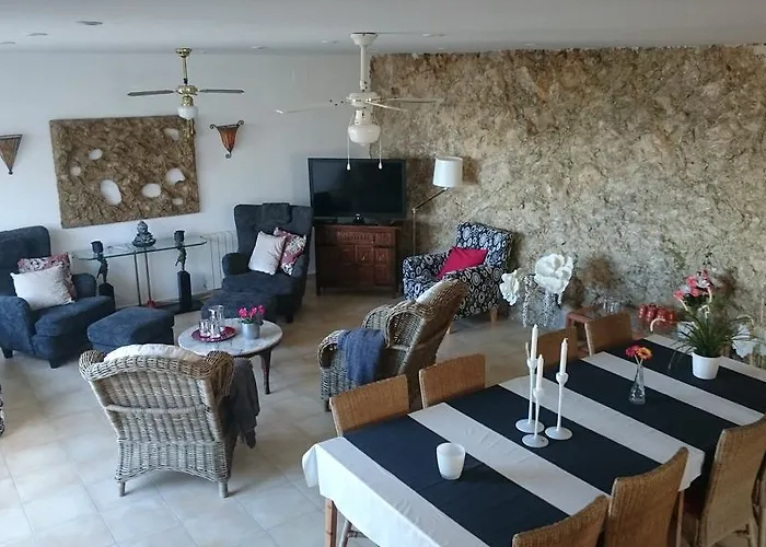 The Sunlight Сиджес